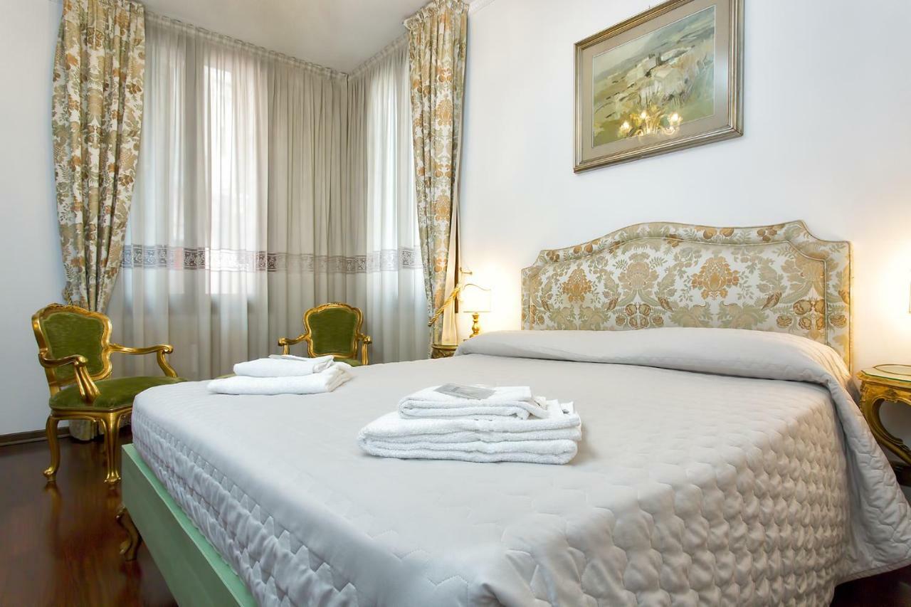 Residenza Calle Larga San Marco เวนิส ภายนอก รูปภาพ